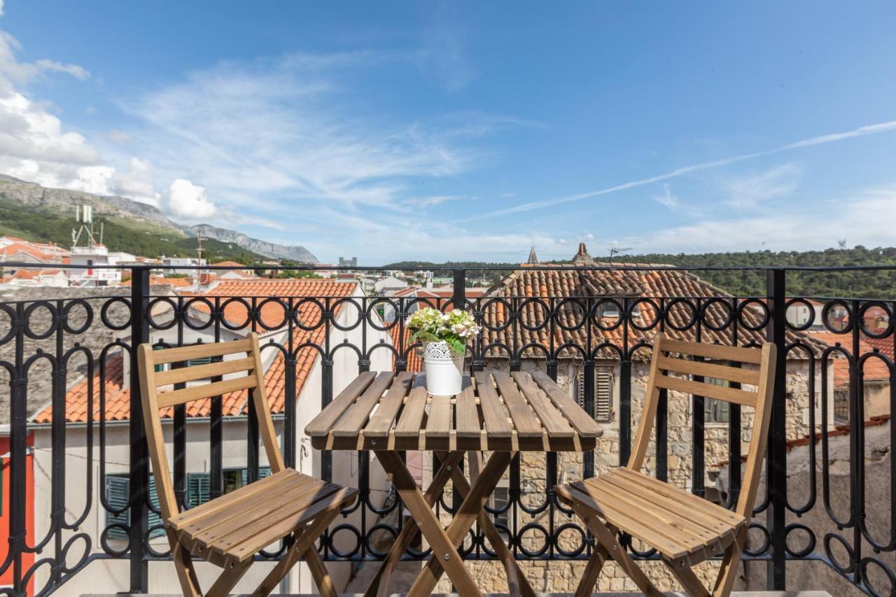 Apartment Coastal Villa Макарска Экстерьер фото