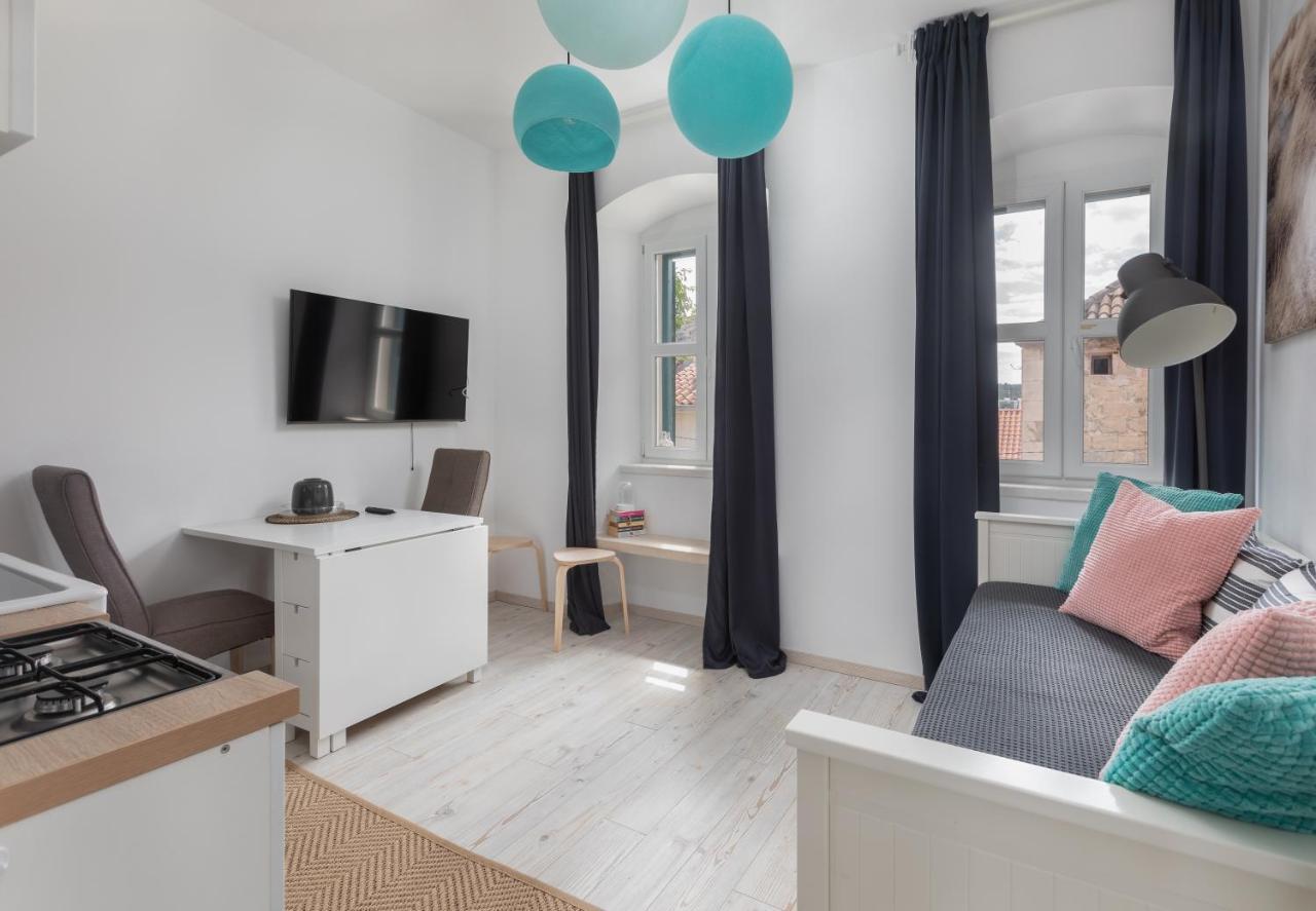 Apartment Coastal Villa Макарска Экстерьер фото
