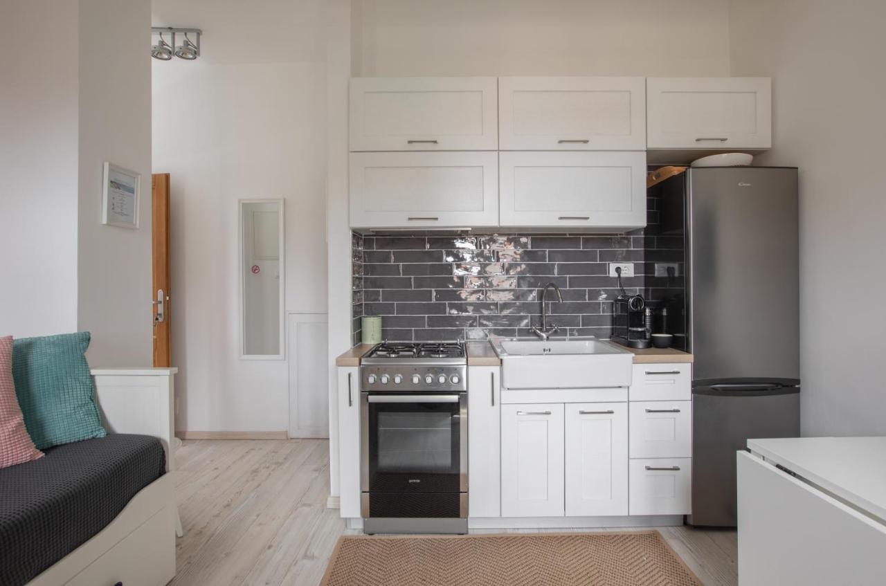 Apartment Coastal Villa Макарска Экстерьер фото