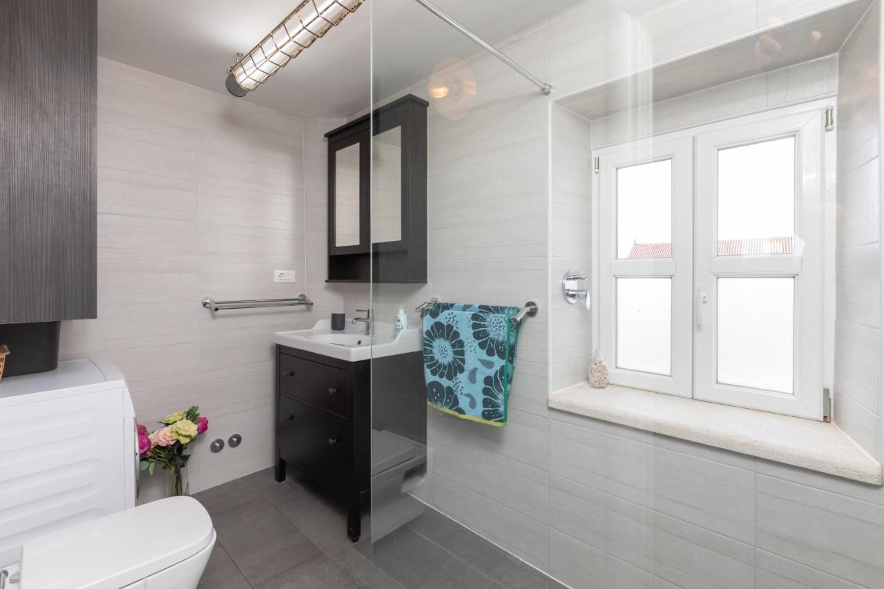 Apartment Coastal Villa Макарска Экстерьер фото